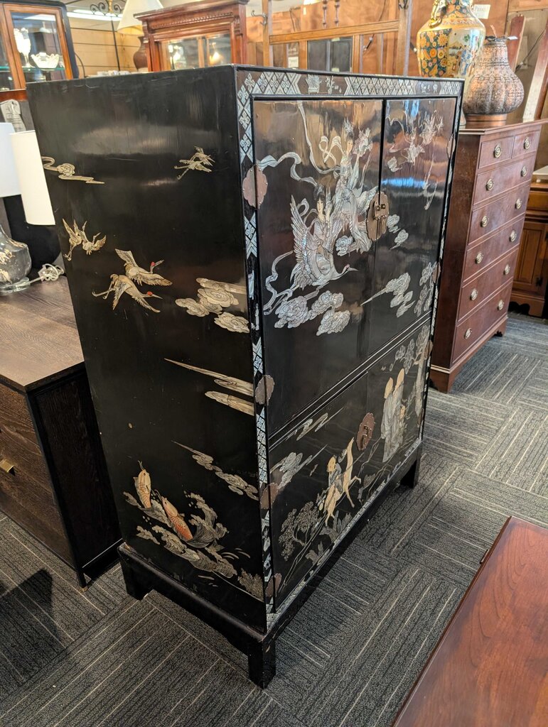 Vintage Chinoiserie Chest