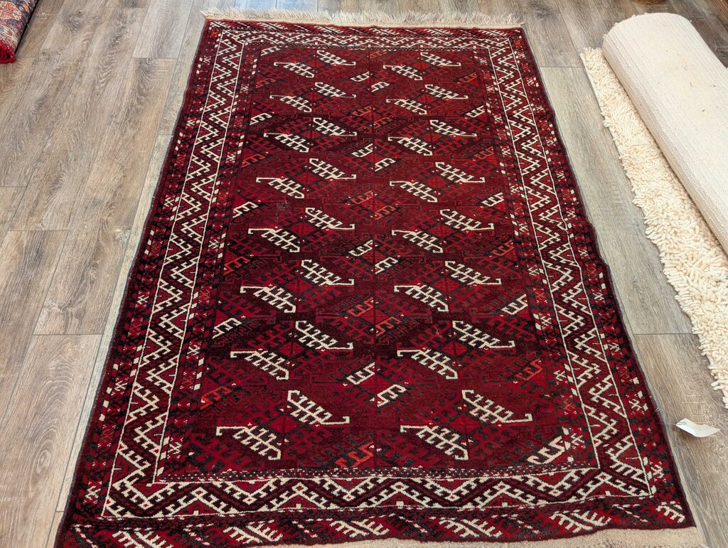 Hand Woven Wool Carpet 87" x 56"