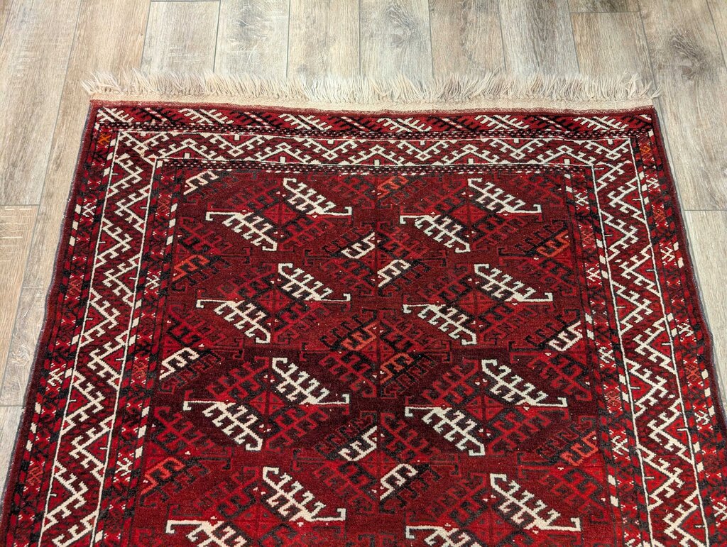 Hand Woven Wool Carpet 87" x 56"
