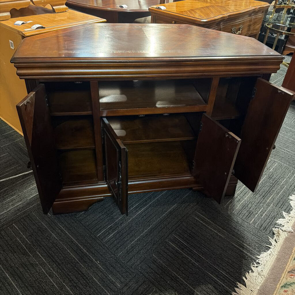 Modern Corner Media Stand