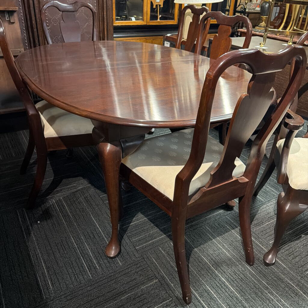 Queen Anne Cherry Table With Six Chairs