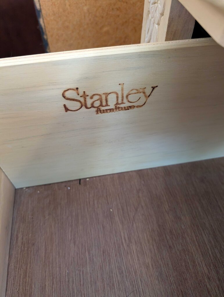French Chest Of Drawers