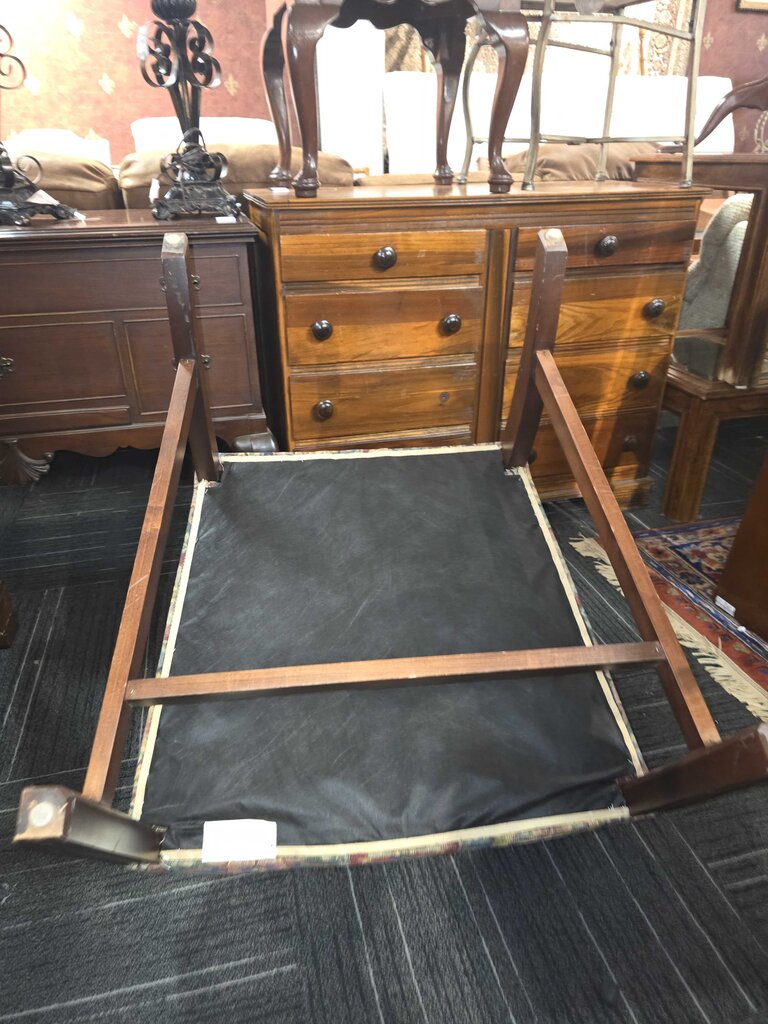 Formal Arm Chair
