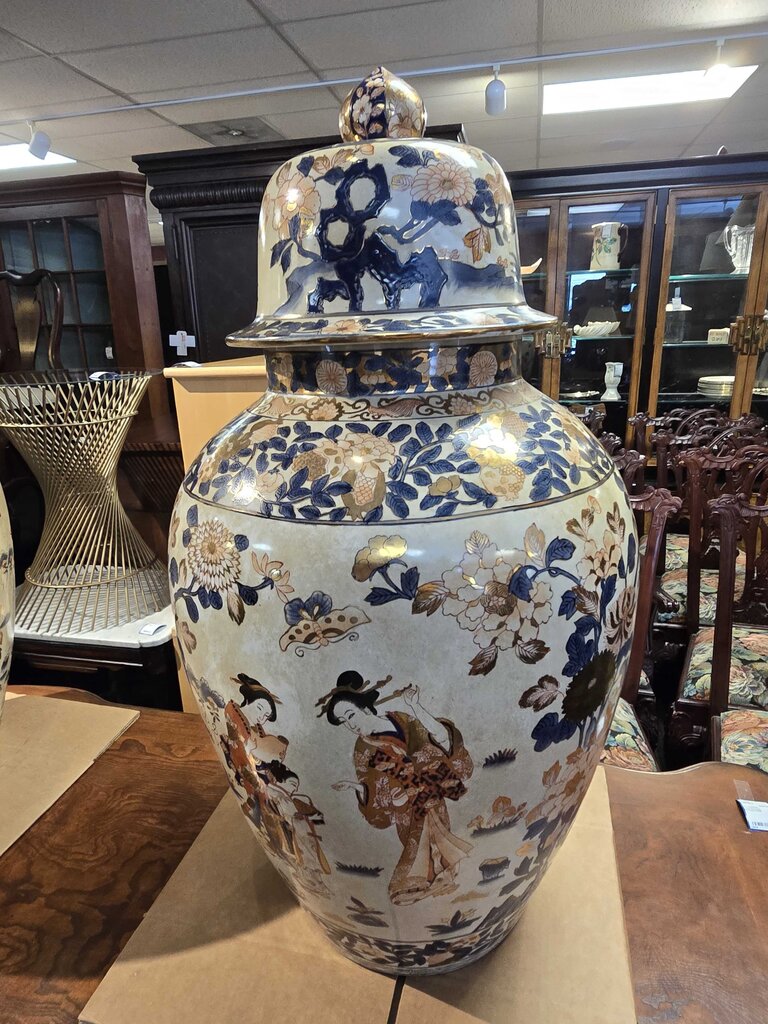 Exceptional Pair of Pair of Antique Signed Kutani Floor Vases Circa 1920