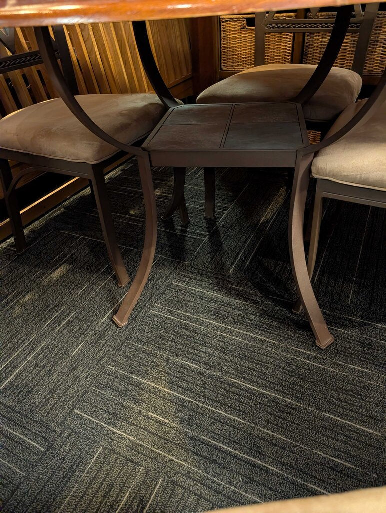 Modern Table With Four Chairs