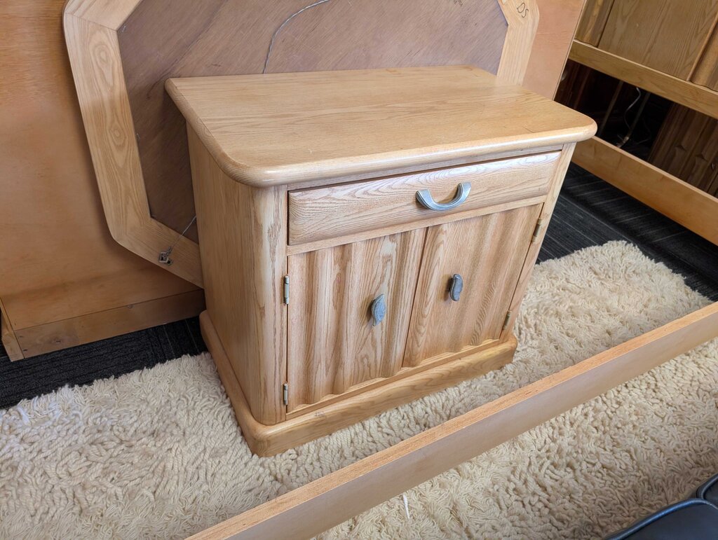 Pennsylvania House Oak Nightstand