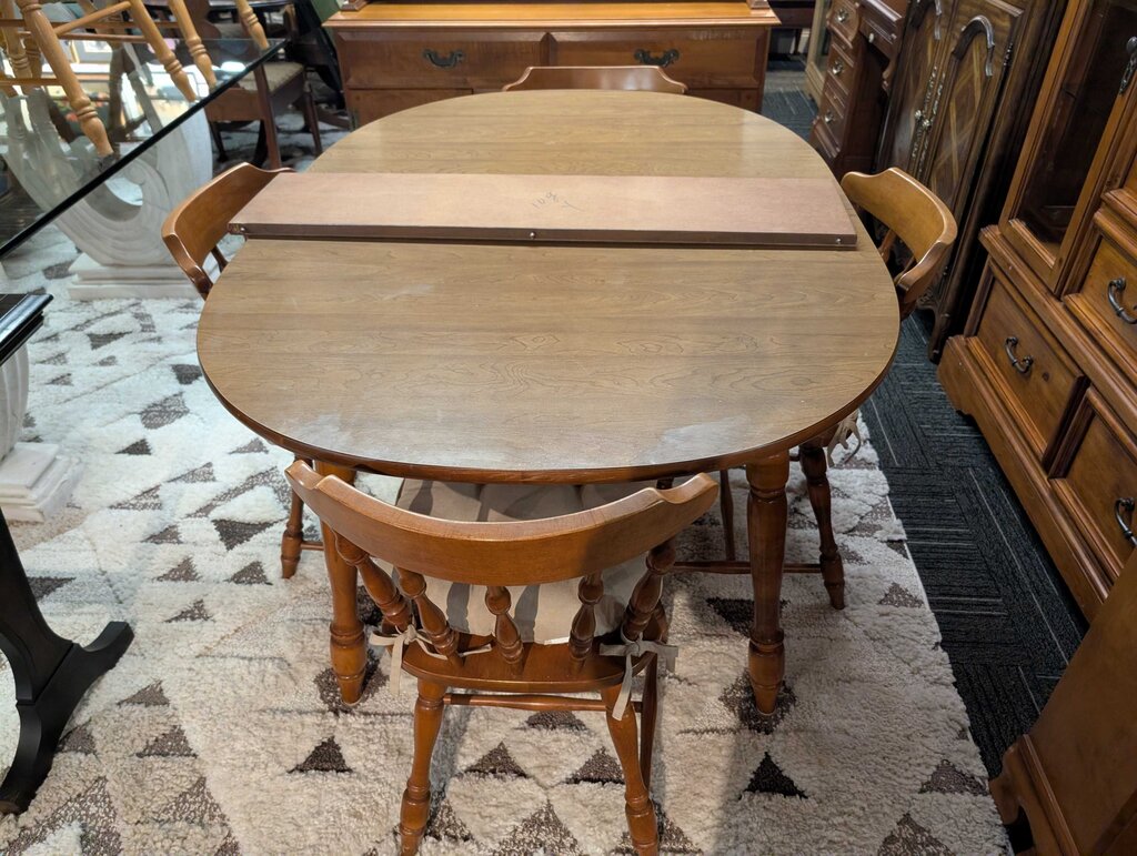 Vintage Table With Four Chairs By Hale