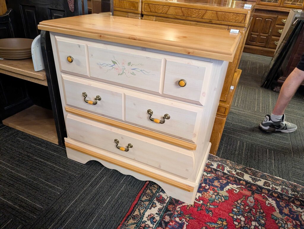 Three Drawer Desser