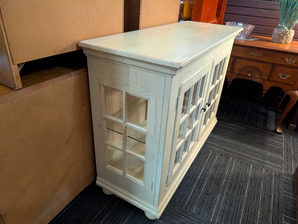 Country Style Display Cabinet