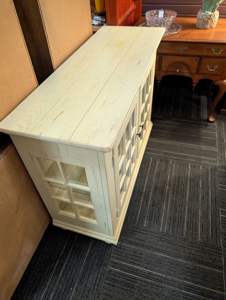 Country Style Display Cabinet