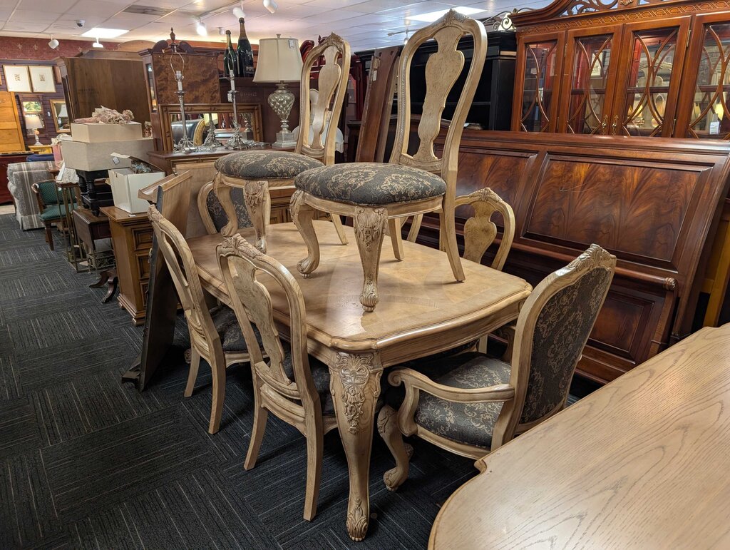 French Table With Eight Chairs