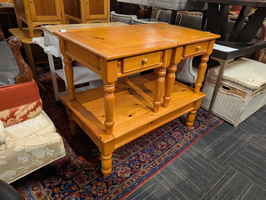 Country Knotty Pine Three Piece End Table & Coffee Table Set