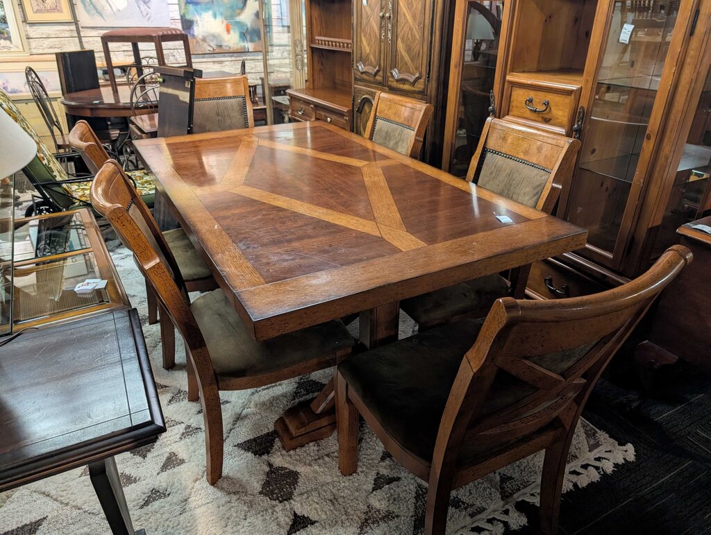 Modern Table With Six Chairs (cushions need cleaning)