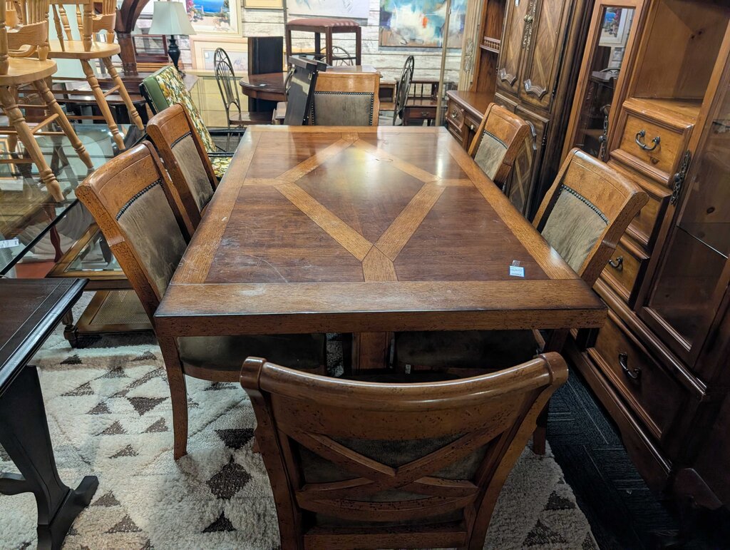 Modern Table With Six Chairs (cushions need cleaning)