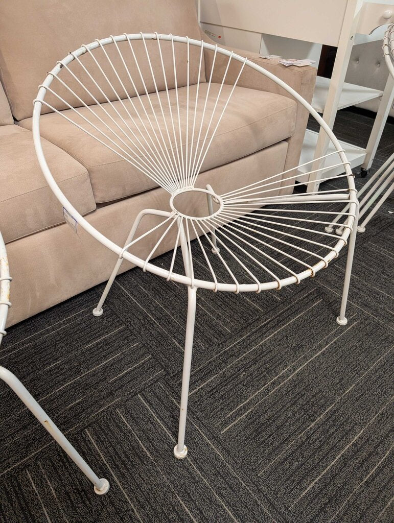 Mid Century Wrought Iron White Acapulco Lounge Chair