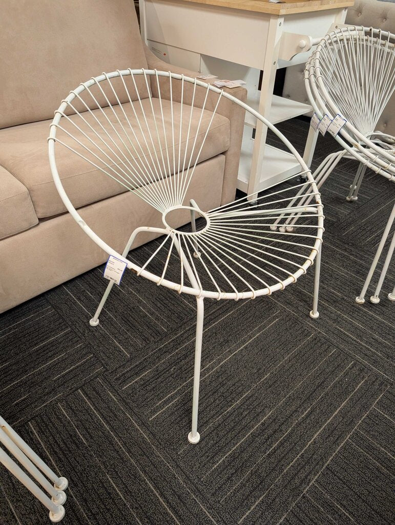 Mid Century Wrought Iron White Acapulco Lounge Chair
