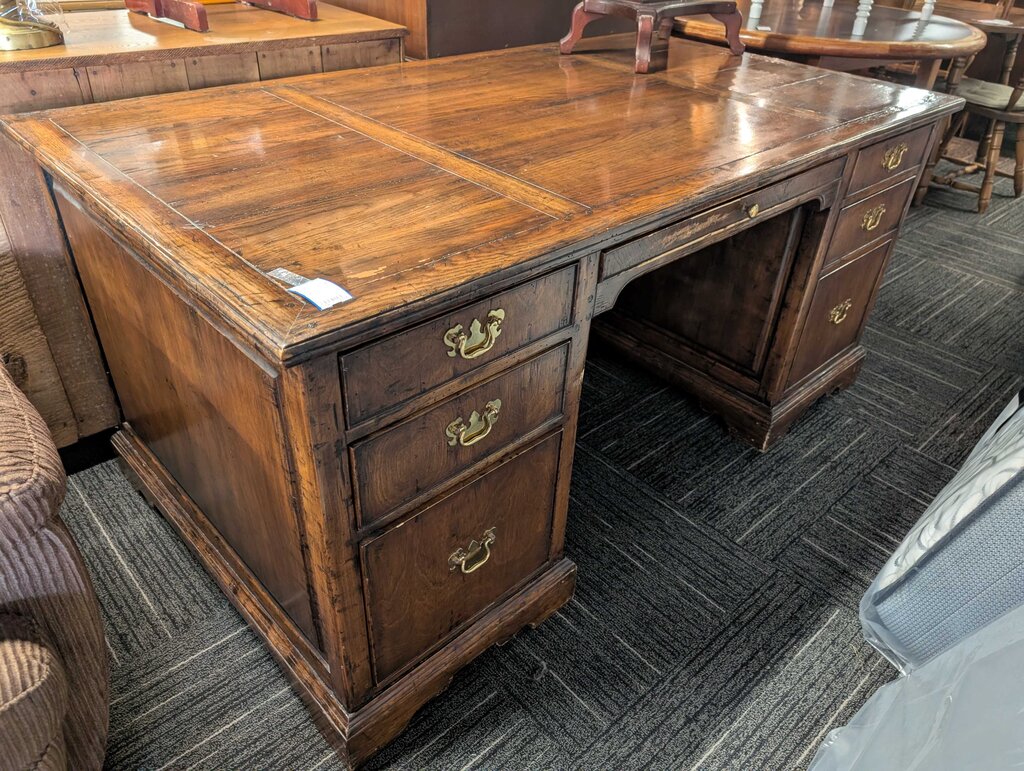Large Executive Desk