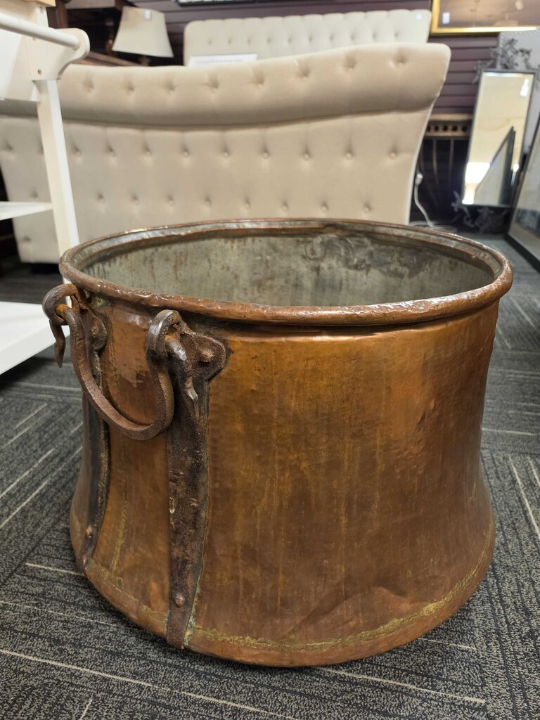 Outstanding LOutsanding Large Georgian Hand Hammered Cauldron w/ Hand-forged Wrought Iron Mounts Circa 1800
