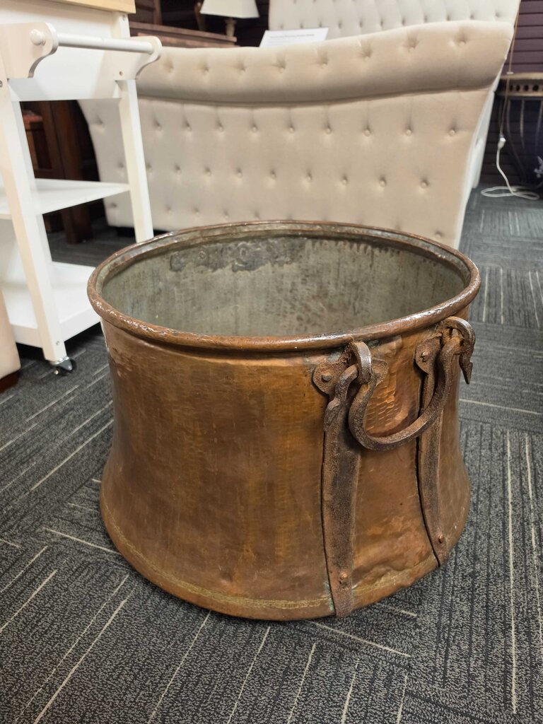 Outstanding LOutsanding Large Georgian Hand Hammered Cauldron w/ Hand-forged Wrought Iron Mounts Circa 1800