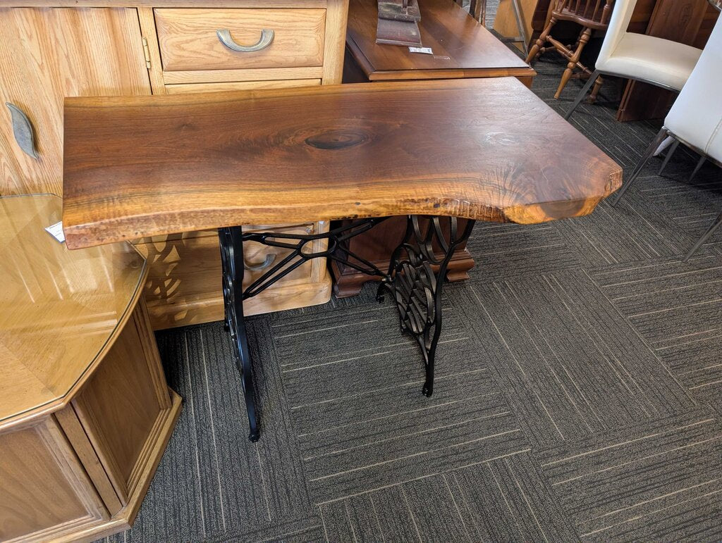 Live Edge Entry Stand