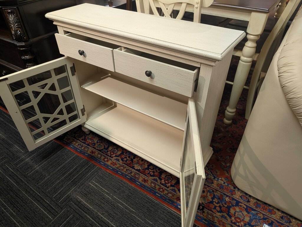 Country Style Entry Stand