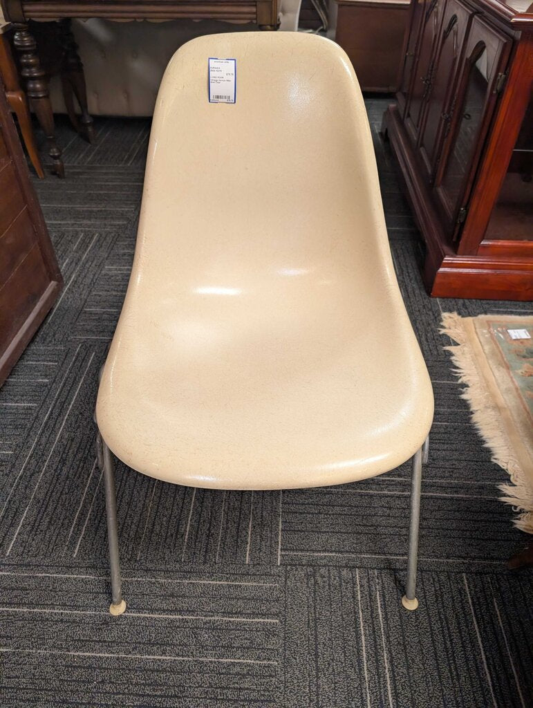 Vintage Herman Miller Shell Chair