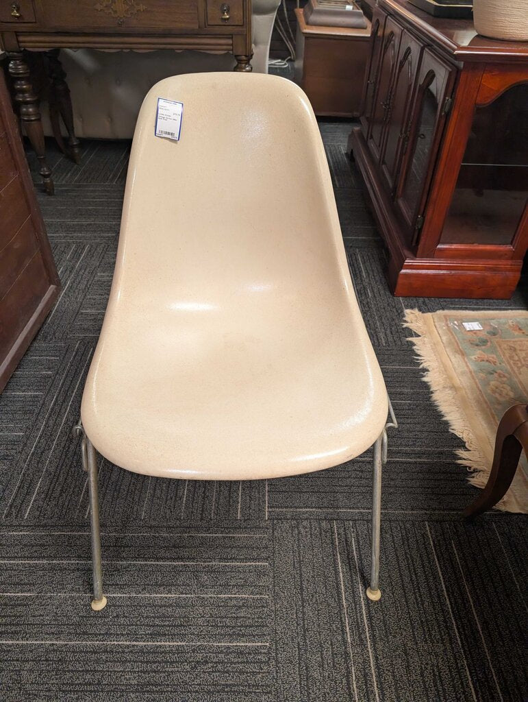 Vintage Herman Miller Shell Chair