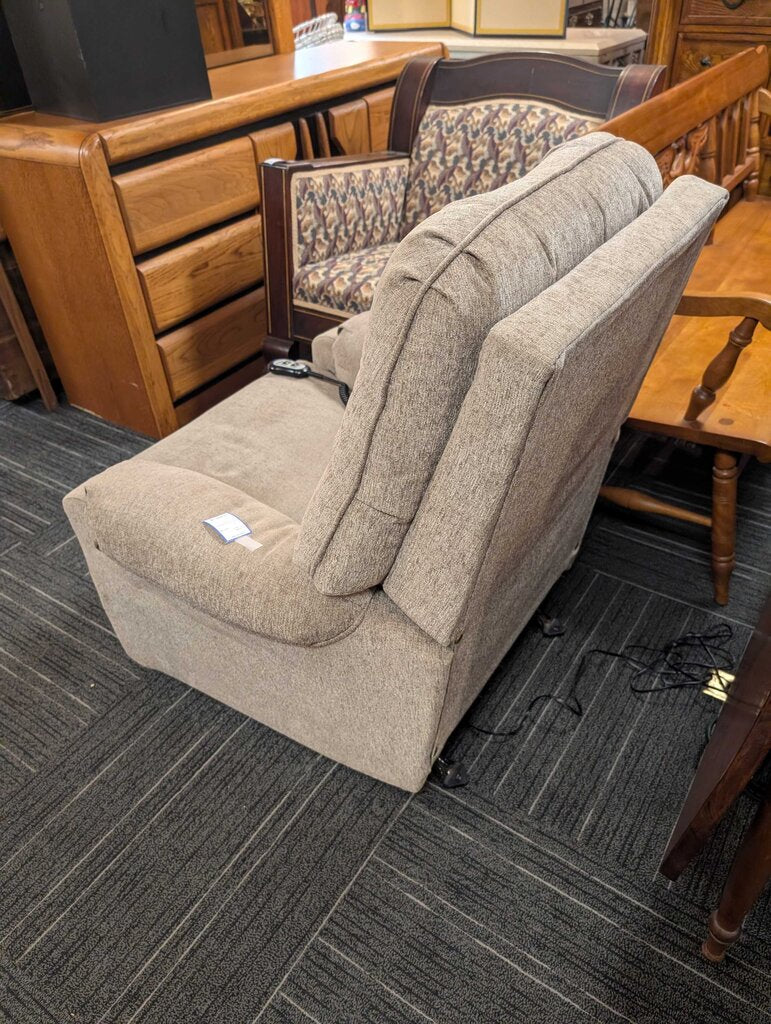 Smaller Size Rocker / Recliner Power Recliner by Best Chairs