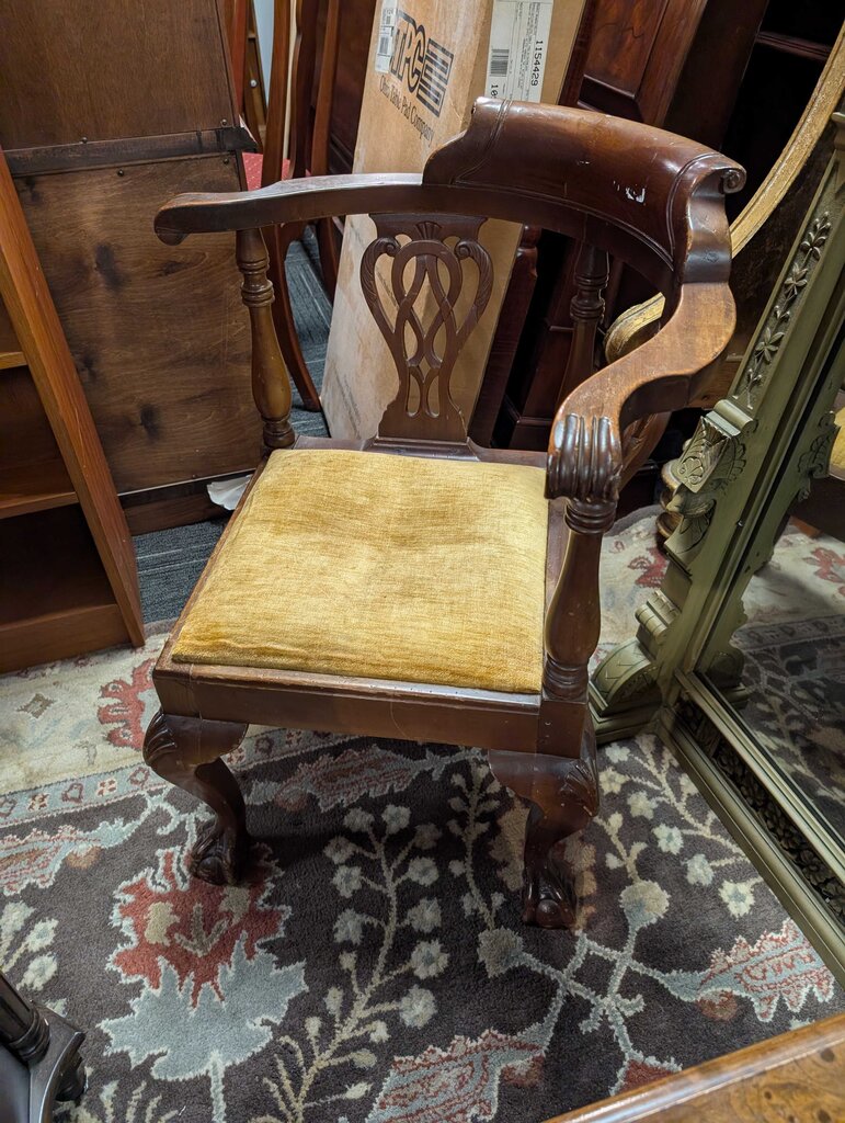 Antique Chippendale Corner Chair