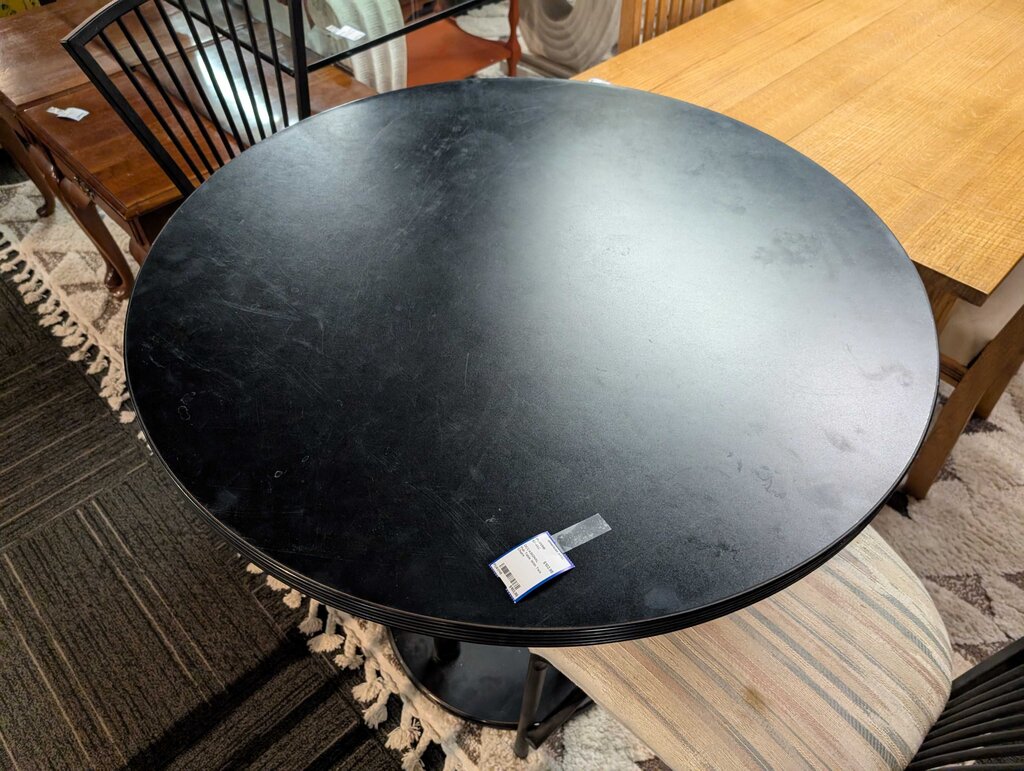 Counter Hieght Table With Two Chairs