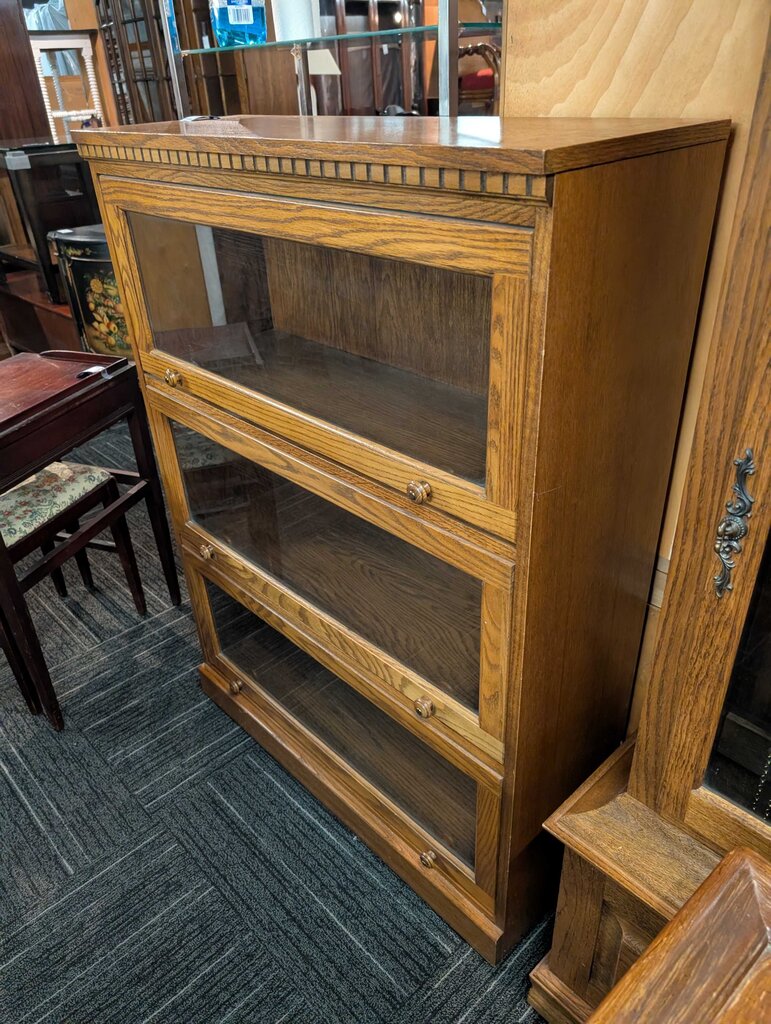 Oak Finish Bookshelf