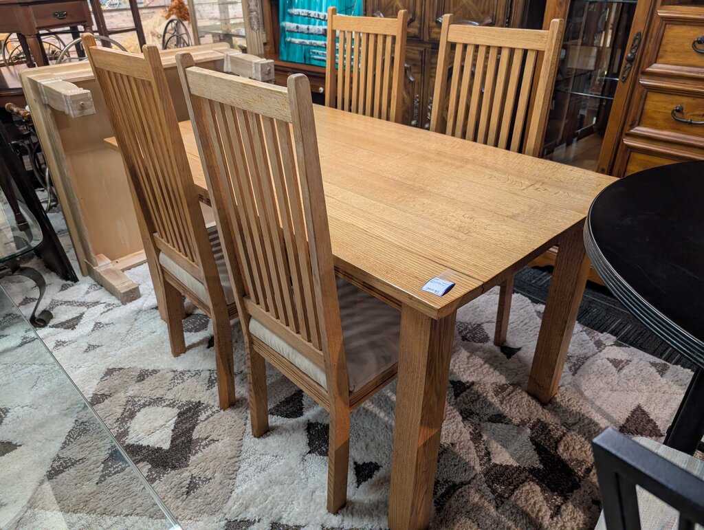 Oak Table With Four Chairs