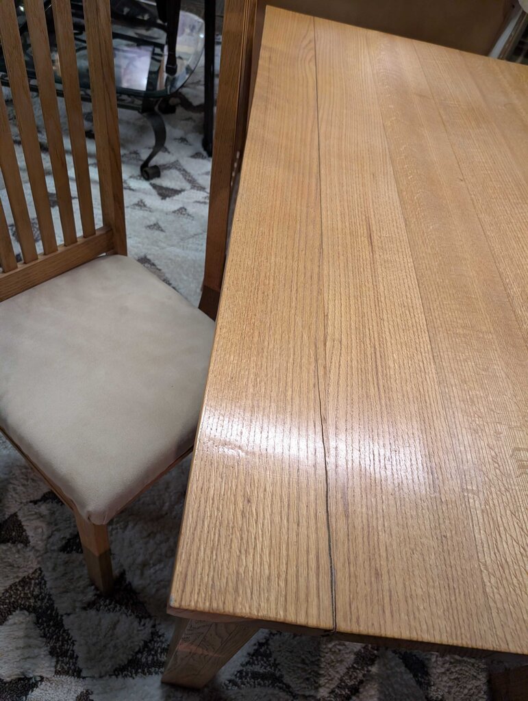 Oak Table With Four Chairs