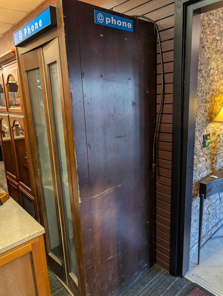 Vintage Phone Booth (pick up only, no delivery)