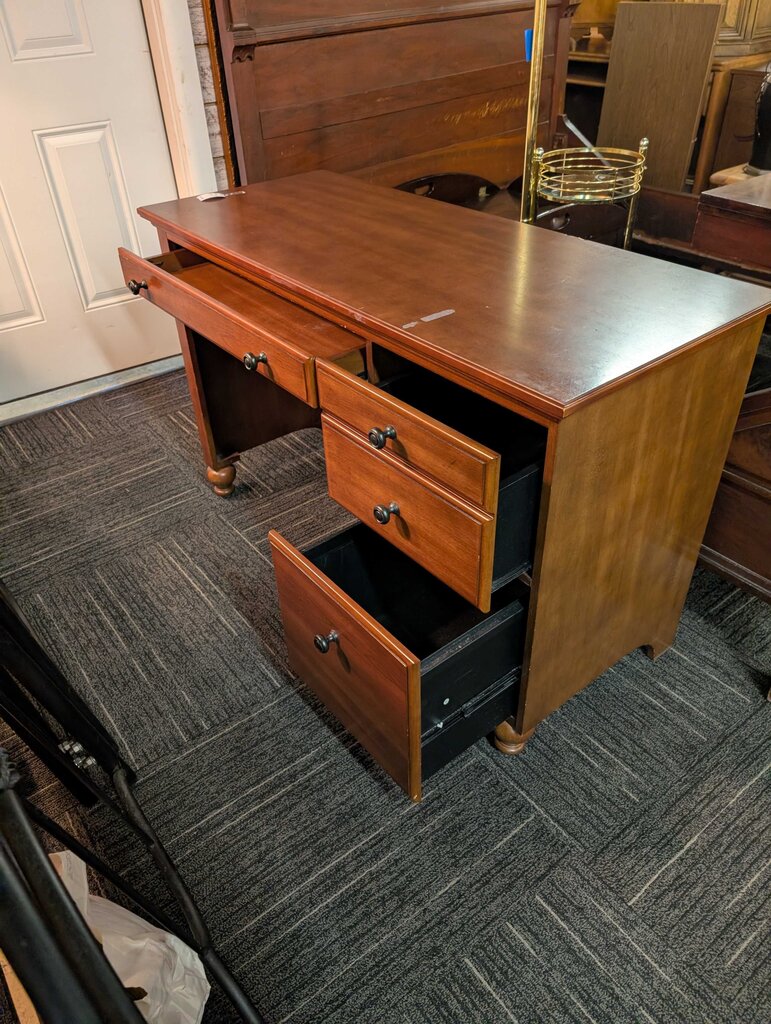 Modern Desk
