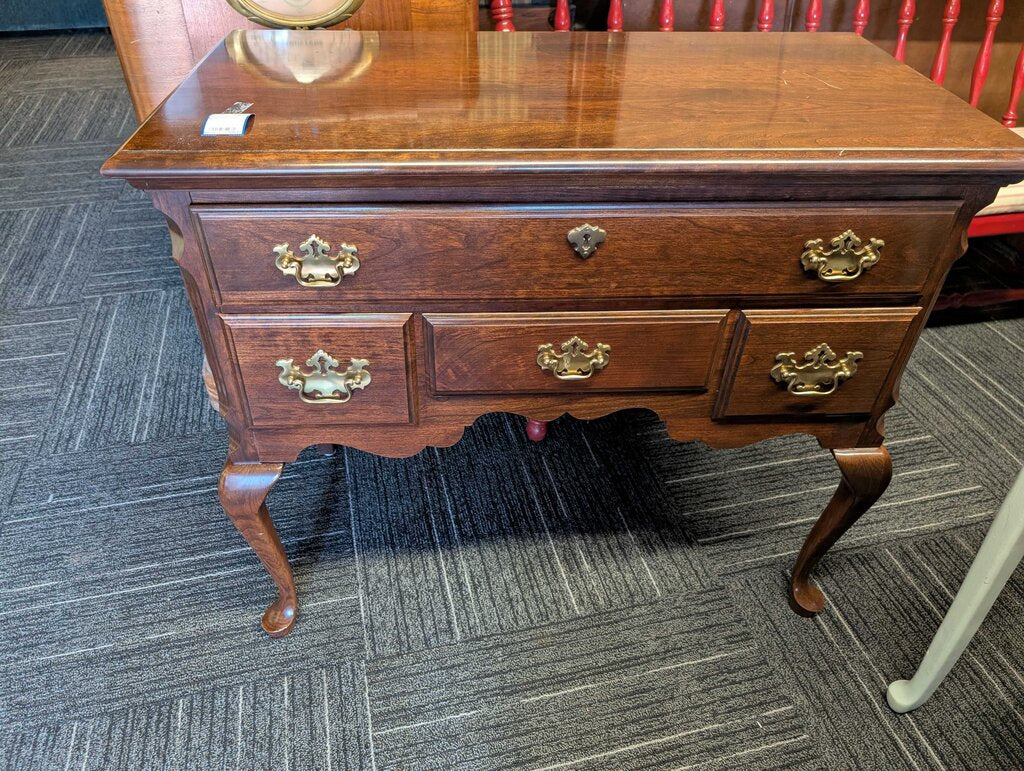 Queen Anne Cherry Server