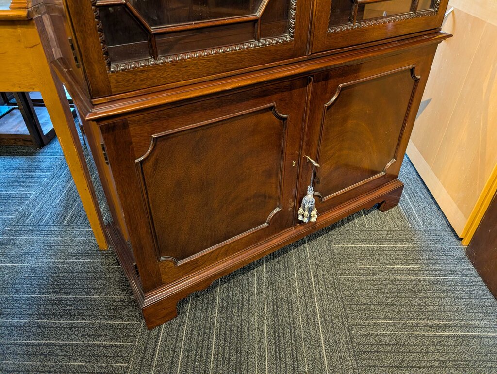 Exceptional Georgian Oxford Collection Mahogany Breakfront by Kindel