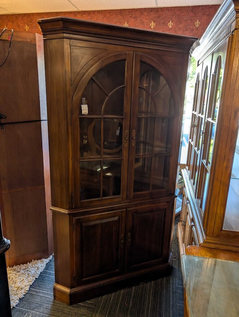 Georginan Court Cherry Corner Cabinet by Ethan Allen