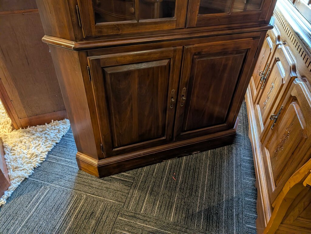 Georginan Court Cherry Corner Cabinet by Ethan Allen