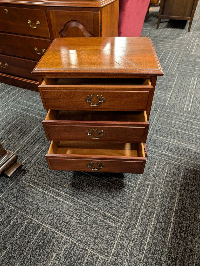 Vintage Mahogany Nightstand