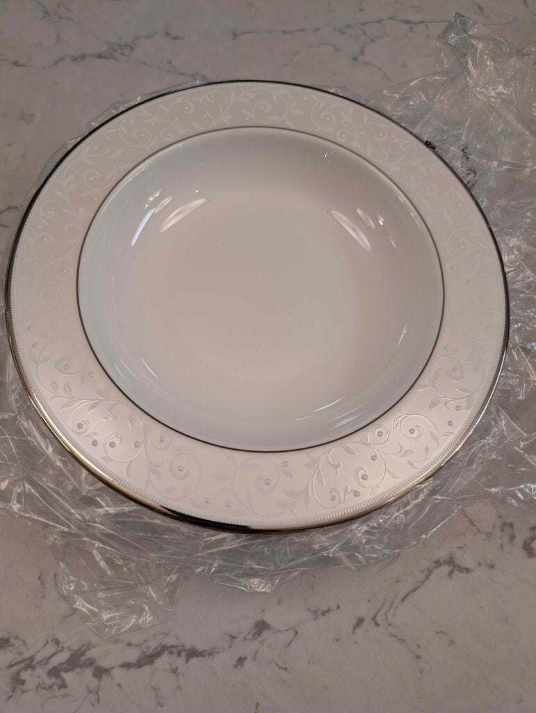 Four New Lenox Opal Innocence Bowls