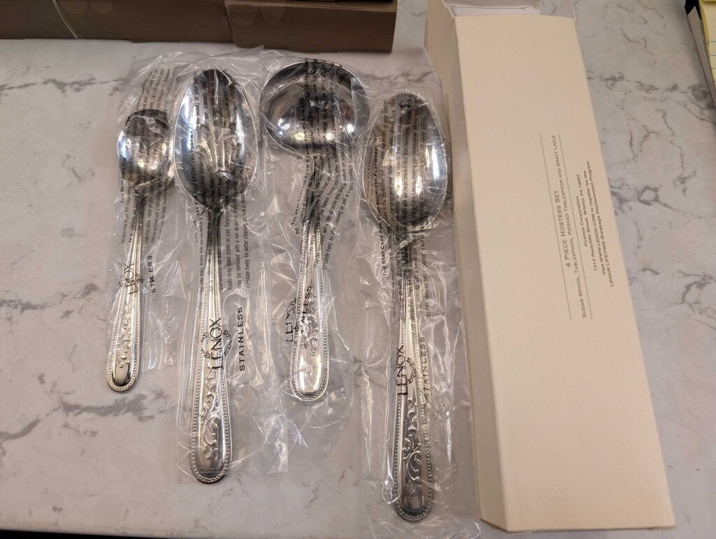 Lenox Opal Innocence 86 Piece Stainless Flatware Set