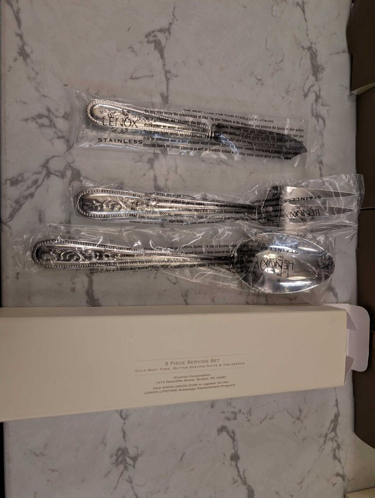 Lenox Opal Innocence 86 Piece Stainless Flatware Set