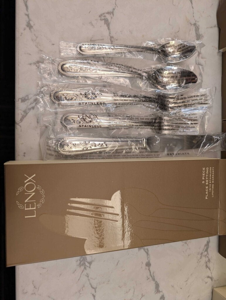 Lenox Opal Innocence 86 Piece Stainless Flatware Set