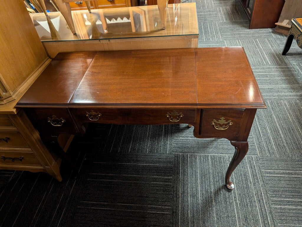 Queen Anne Drexel Vanity