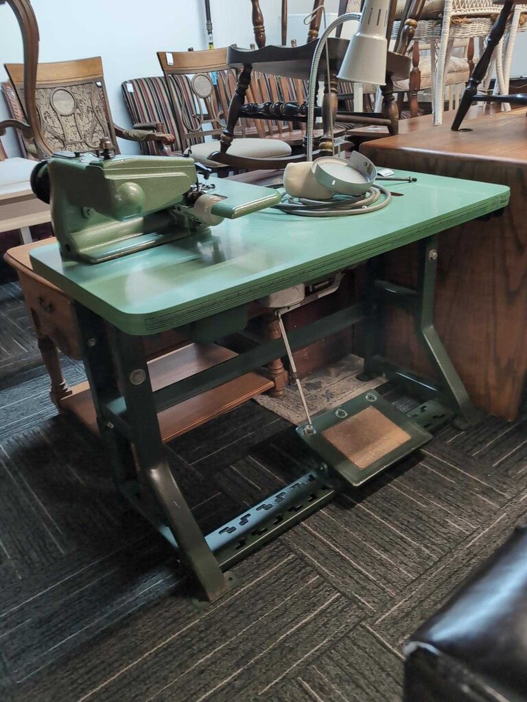 Commercial Sewing Machine