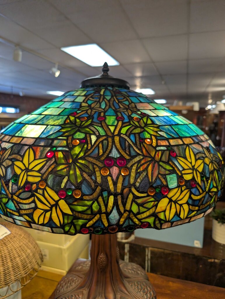 Tiffany Style Stained Glass Lamp