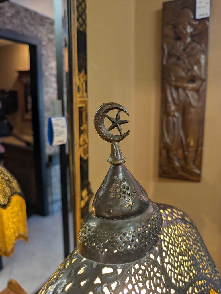 Damascus Pierced Metal Table Lamp with Scalloped Dome Shade