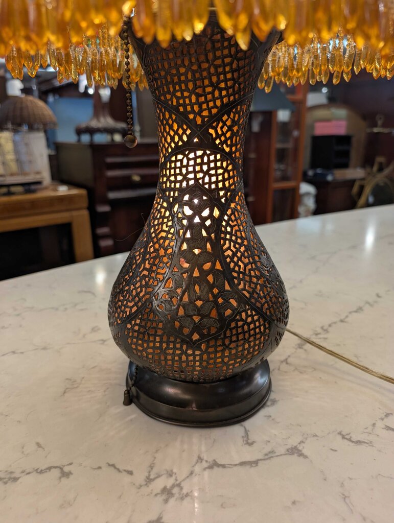 Pierced Metal Damascus Table Lamp