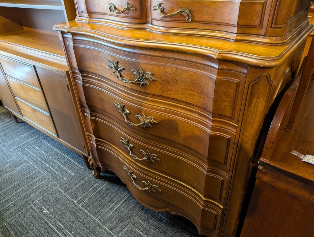 Vintage French Chest Of Drawers